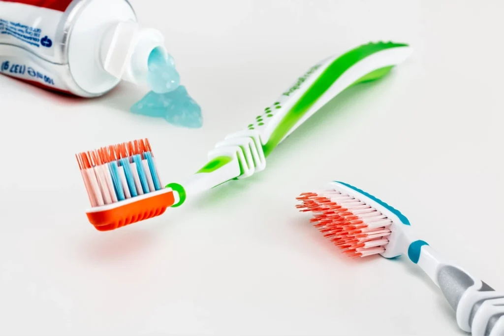 Toothpaste of Human Hair