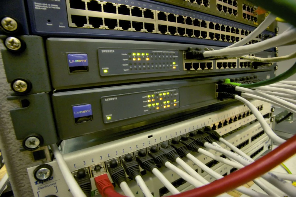 Fix: Wireless Internet Connected, But No Internet 3 Reset Your Router
